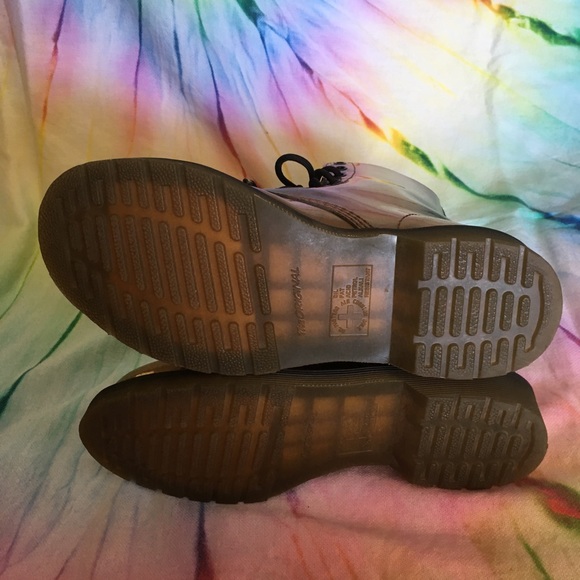 Gold Dr. Martens boots. UK 6/ US 8 or US 8.5 - Picture 3 of 8